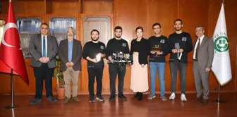 ÇÜ Rektörü, Azerbaycan STEAM Festivali'nde şampiyon olan takımı kabul etti