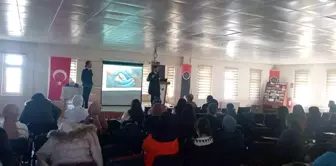 Çıldır'da Üniversite Öğrencilerine İnsan Hakları Konferansı