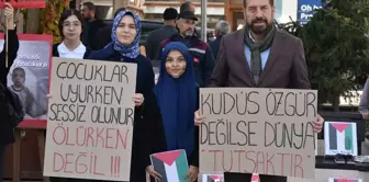 Sındırgı'da imam hatipliler Filistin'e destek kermesi açtı