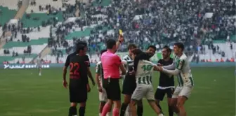 Bursaspor'da Çağatay Yılmaz Süresiz Kadro Dışı Bırakıldı