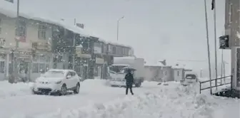 Tunceli'de Kar Yağışı: 96 Köy Yolu Ulaşıma Kapandı