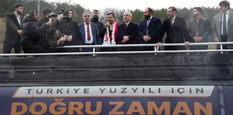 AK Parti Samsun Büyükşehir Belediye Başkan Adayı Halit Doğan, Samsun'da Coşkuyla Karşılandı