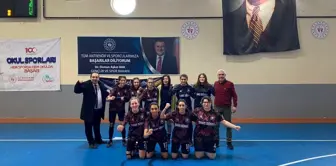 Kırklareli'nde Okul Sporları Futsal Turnuvası Devam Ediyor