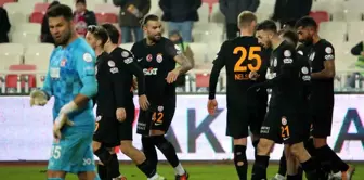 E.Y. Sivasspor - Galatasaray Maçının İlk Yarısı 1-0 Sonuçlandı