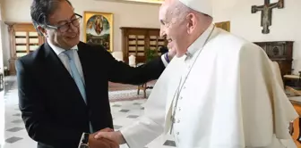 Kolombiya Cumhurbaşkanı Gustavo Petro, Papa Franciscus ile görüştü