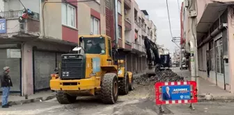 Mersin Akdeniz ilçesinde yol yapım çalışmaları gerçekleştirildi