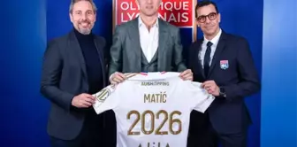 Lyon, Nemanja Matic'i kadrosuna kattı