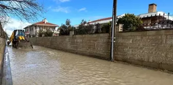 Silivri'de Kula Deresi Taştı, Sokaklar ve Bahçeler Sular Altında