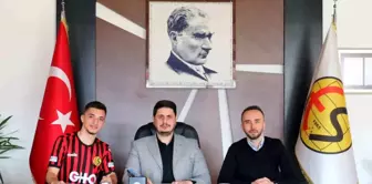 Eskişehirspor, Ahmet Sezer ve Yusuf Sunbat ile anlaşma sağladı