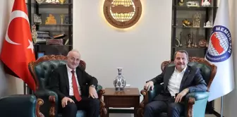 OMÜ Rektörü Yavuz Ünal, Memur-Sen Genel Başkanı Ali Yalçın'ı ziyaret etti