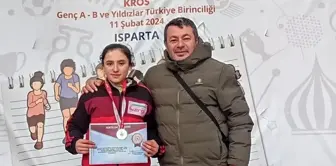 Körfezli Sporcu Melek Yıldız Türkiye İkincisi Oldu