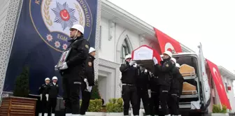 Akciğer kanserine yenik düşen trafik polisi için tören düzenlendi