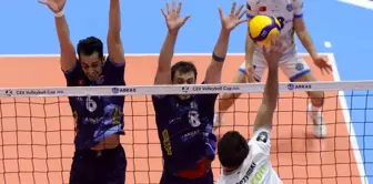 Arkas Spor, CEV Volleyball Cup 2024 Play-Off Yarı Finalinde Almanya'nın SVG Lüneburg takımını 3-0 yenerek avantaj elde etti