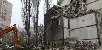 Rus Ordusu Ukrayna'nın Odessa Kentinde Apartmanı Hedef Aldı: 3 Ölü, 8 Yaralı