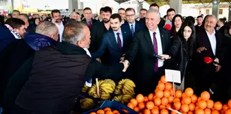 Mansur Yavaş, Keklikpınarı Pazar Yeri'nde Esnaf ve Vatandaşlarla Buluştu