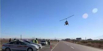 İzmir İl Jandarma Komutanlığı, Cayrokopter Destekli Trafik Denetimi Gerçekleştirdi