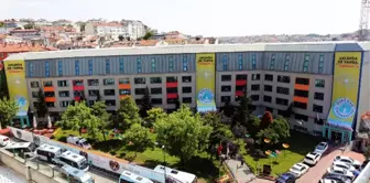 Üsküdar Üniversitesi'nde 'Zirvedeki Kadınlar' ödül töreni