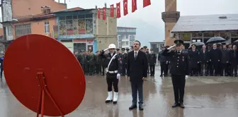 Hakkari'de Şehitleri Anma Günü ve Çanakkale Zaferi Programı Düzenlendi