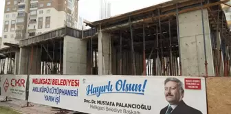 Melikgazi Belediyesi İldem Cumhuriyet Mahallesi'ne Akıl Küpü Kütüphanesi İnşa Ediyor