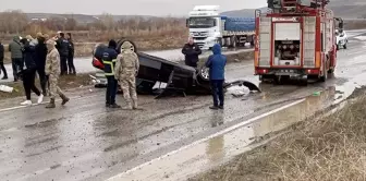 Ağrı'da takla atan otomobilde 2 kişi yaralandı