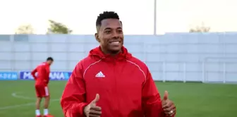 Robinho İtalya'da Taciz Suçlamasıyla Tutuklandı