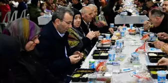 Pendikliler 13 farklı noktada iftar sofralarında buluşuyorlar