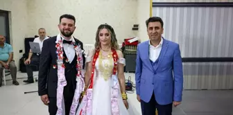 Bilecik Valisi Şefik Aygöl, Hatice ve Furkan çiftinin düğününde