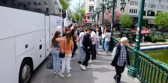 Eskişehir'de Bayram Tatili Döneminde Turist Ziyaretleri Artıyor