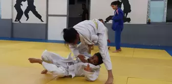 Şanlıurfalı 3 kız kardeş judoda başarı peşinde