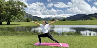 Artvin'de Gençlik Haftası kapsamında Usot Gölü'nde yoga etkinliği düzenlendi