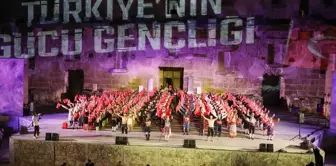 Aspendos Antik Tiyatrosu'nda Gençlik ve Spor Gösterisi