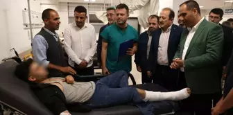 Mersin Valisi Ali Hamza Pehlivan, trafik kazasında yaralananları ziyaret etti