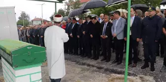 Diyaliz Sonrası Hayatını Kaybeden Saniye Aksöz Toprağa Verildi