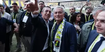 Jose Mourinho'nun imza töreni Avrupa basınında