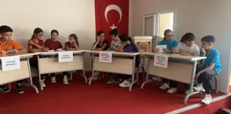 Aladağ'da Ortaokul Öğrencileri Arasında Bilgi Yarışması Düzenlendi