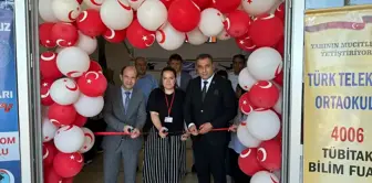 Sivas'ta 4006 TÜBİTAK Fuarı Açıldı