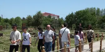 Ahlat'taki tarihi mekanlar Kurban Bayramı'nda ziyaretçi akınına uğradı