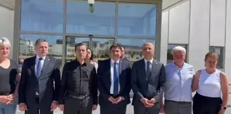 CHP Heyeti Kayseri'de Silahlı Saldırıya Uğrayan Üyeyi Ziyaret Etti