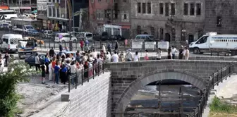 Turistik Tatvan Treni Bitlis'te Tarihi Mekanları Gezen Yolcuları Ankara'ya Uğurladı