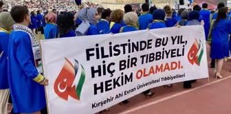 Kırşehir Ahi Evran Üniversitesi Mezuniyet Töreninde Filistin'e Destek Gösterisi