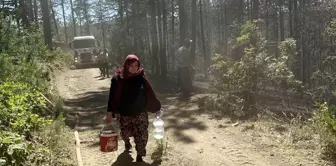 Keles'teki Orman Yangınında Köylü Kadınların İkramı