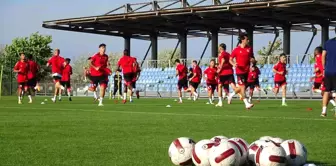 Samsunspor, yeni teknik direktörüyle sezonun ilk antrenmanını gerçekleştirdi