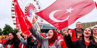 Türkiye A Milli Futbol Takımı, Hollanda ile Avrupa Futbol Şampiyonası çeyrek finalinde karşılaşacak