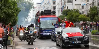 Kırkpınar Yağlı Güreşleri Şampiyonları Antalya'da Coşkuyla Karşılandı