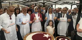 Afyonkarahisar'da Sultan Divani'yi Anma ve 40 Hatimli Şifalı Aşure Etkinliği