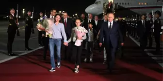 Putin, MİT'in tarihi takas operasyonuyla Rusya'ya dönenleri havalimanında karşıladı