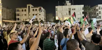 Ürdün'deki Tel Aviv Büyükelçiliği yakınlarında Hamas liderine suikast protesto edildi