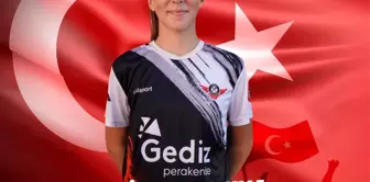 Soma Zafer Spor Kulübü, U15 Kız Milli Futbol Takımına 5 sporcu gönderdi