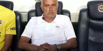 Fenerbahçe Teknik Direktörü Jose Mourinho, Lille maçına 3 değişiklikle çıktı