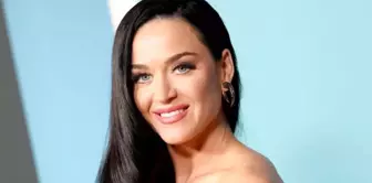 İspanyol yetkililer Katy Perry'nin koruma altındaki kum tepelerinde müzik klibi çektiği iddiasıyla soruşturma başlattı